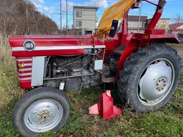 Massey Ferguson 165
